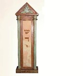 בתמונה המוצגת: מזוזת פליז ואבן ירושלמית בסגנון יווני בעיצובו של האומן KUPIETZKY, דגם: green door, קיים ב3 גדלים: 18.5*2 ס"מ / 14.5*2 ס"מ / 10.5*1.5 ס"מ